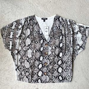 NWT Express Dolman Button Front Top